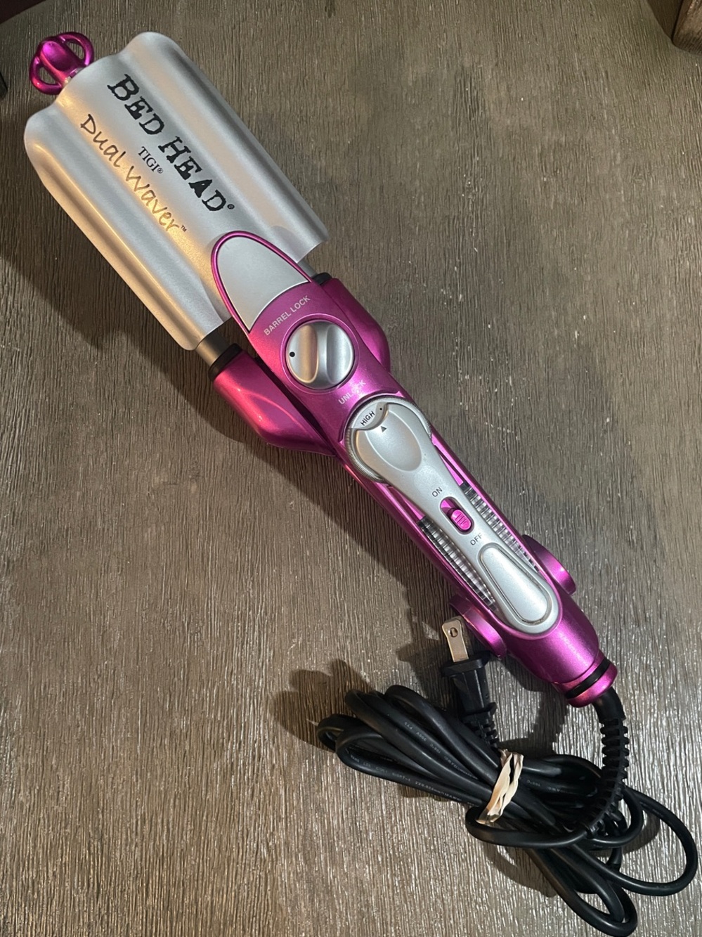 Bed Head Dual Waver Hair Crimper in Silver and Magenta